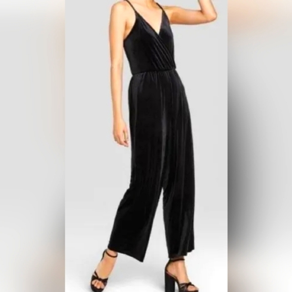 𝅺flying Tomatoe Jumpsuit - Picture 1 of 5